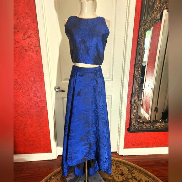 ALICE AND OLIVIA - Picture 2 of 12